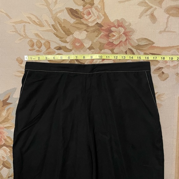 Black pants with white stitching by Alfred Dunner size 14 - Picture 4 of 5